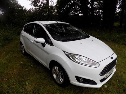 Ford Fiesta Hatchback 1.5 TDCi Zetec Euro 6 5dr