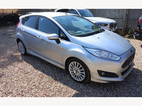 Ford Fiesta Hatchback 1.0T EcoBoost Titanium Powershift Euro 5 5dr