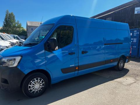 Renault Master Panel Van 2.3 dCi ENERGY 35 Business FWD LWB Medium Roof Euro 6 (s/s) 4dr