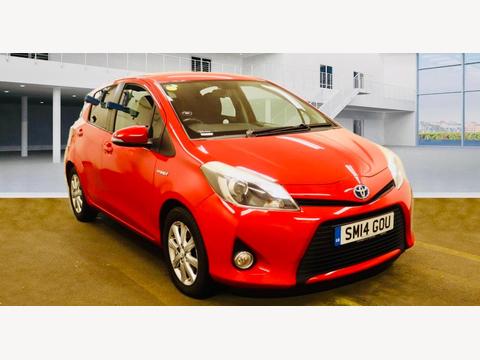 Toyota Yaris Hatchback 1.5 VVT-h Icon Plus CVT Euro 5 5dr