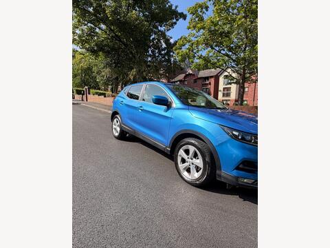 2018 Nissan Qashqai, photograph 2