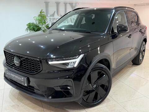 Volvo XC40 SUV 2.0 B4 MHEV Plus Black Edition DCT Auto Euro 6 (s/s) 5dr