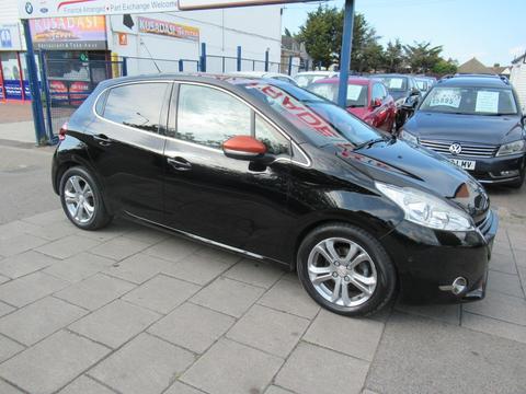 Peugeot 208 Hatchback 1.6 e-HDi Roland Garros Euro 5 (s/s) 5dr