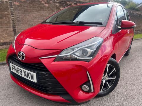 Toyota Yaris Hatchback 1.5 VVT-i Icon Tech Euro 6 5dr