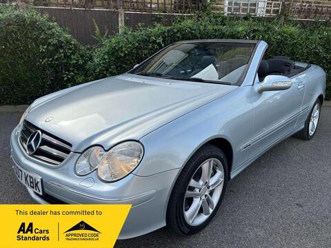 Mercedes-Benz CLK Convertible 3.5 CLK350 Avantgarde Cabriolet 7G-Tronic 2dr