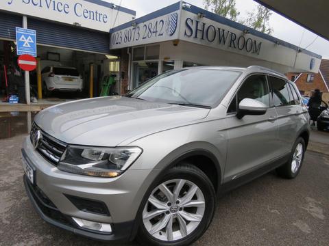 Volkswagen Tiguan SUV 2.0 TDI BlueMotion Tech SE Navigation DSG 4Motion Euro 6 (s/s) 5dr