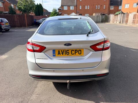 2016 Ford Mondeo, photograph 4