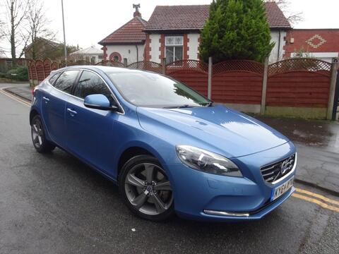 Volvo V40 Hatchback 2.0 D4 SE Lux Nav Geartronic Euro 6 (s/s) 5dr