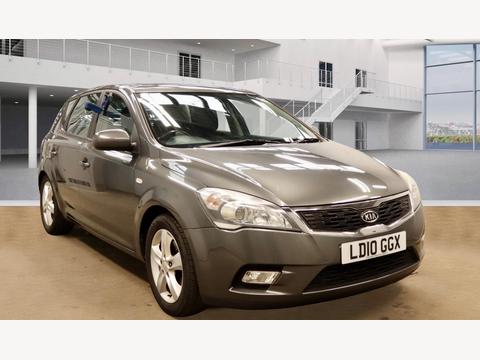 Kia Ceed Hatchback 1.6 2 Euro 4 5dr