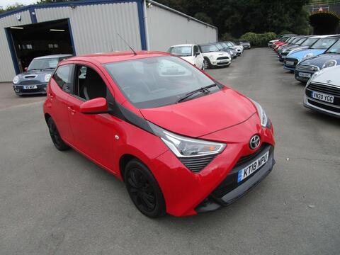 Toyota AYGO Hatchback 1.0 VVT-i x-play Euro 6 5dr