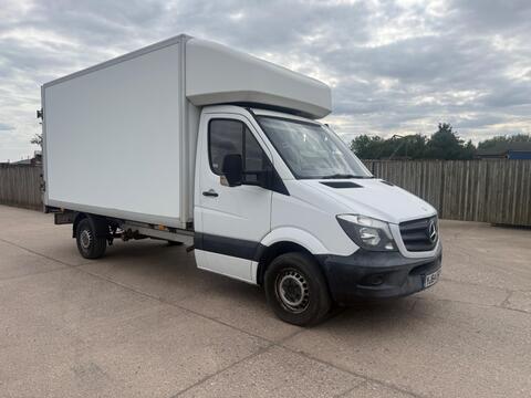 Mercedes-Benz Sprinter Luton 2.1 313 CDI RWD L3 2dr