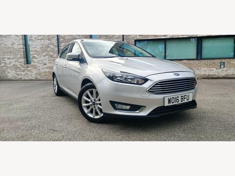 Ford Focus Hatchback 1.0T EcoBoost Titanium Euro 6 (s/s) 5dr