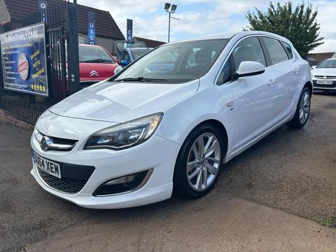 Vauxhall Astra Hatchback 1.6 16v SRi Euro 5 5dr