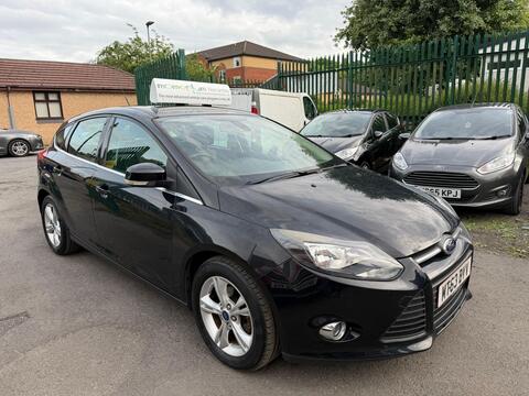 Ford Focus Hatchback 1.6 Zetec Powershift Euro 5 5dr