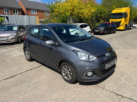 Hyundai i10 Hatchback 1.2 Premium Euro 5 5dr