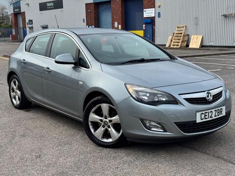 Vauxhall Astra Hatchback 2.0 CDTi ecoFLEX SRi Euro 5 (s/s) 5dr