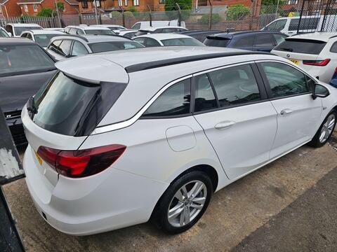 Vauxhall Astra Estate 1.6 CDTi BlueInjection Design Sports Tourer Euro 6 (s/s) 5dr