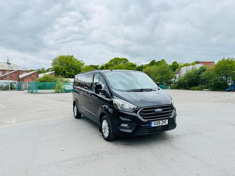 Ford Transit Custom Combi Van 2.0 320 EcoBlue Limited Crew Van L2 H1 Euro 6 5dr (6 Seat)