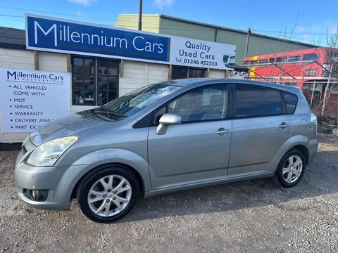 Toyota Corolla Verso MPV 2.2 D-4D SR 5dr