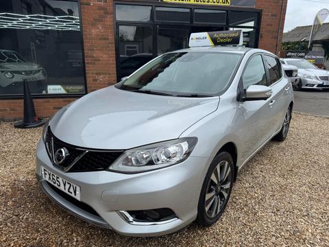 Nissan Pulsar Hatchback 1.2 DIG-T Tekna Euro 6 (s/s) 5dr