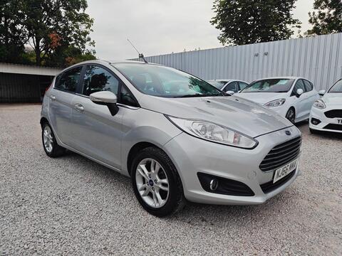 Ford Fiesta Hatchback 1.25 Zetec Euro 6 5dr