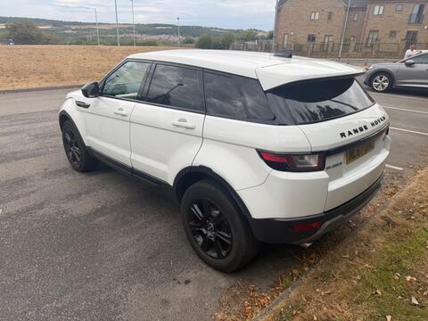 2018 Land Rover Range Rover Evoque, photograph 2