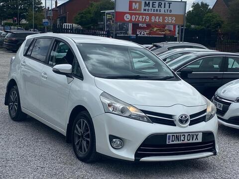 Toyota Verso MPV 2.0 D-4D Icon Euro 5 5dr
