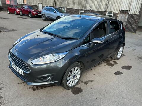 Ford Fiesta Hatchback 1.0T EcoBoost Titanium Euro 6 (s/s) 5dr