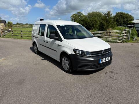 Volkswagen Caddy Maxi Combi Van 2.0 TDi C20 Maxi FWD 5dr (Window)