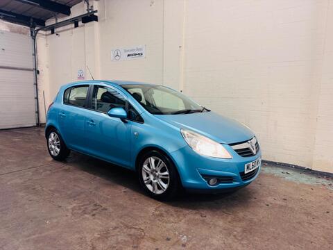Vauxhall Corsa Hatchback 1.2i 16v SE 5dr (a/c)