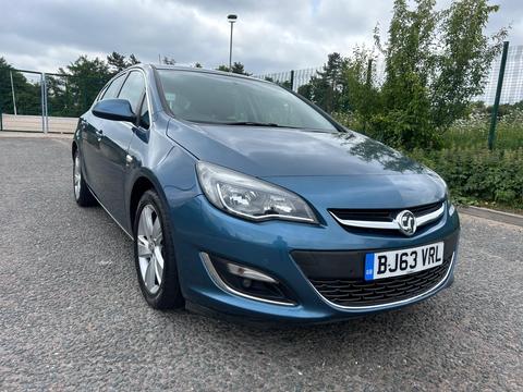 Vauxhall Astra Hatchback 1.6 16v SRi Auto Euro 5 5dr
