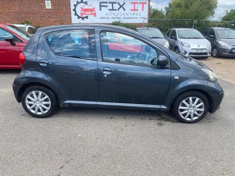 Toyota AYGO Hatchback 1.0 VVT-i + Euro 4 5dr