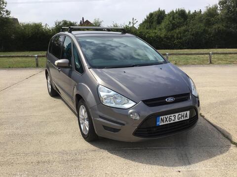 Ford S-Max MPV 1.6 TDCi Zetec Euro 5 (s/s) 5dr
