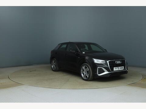 AudiQ2