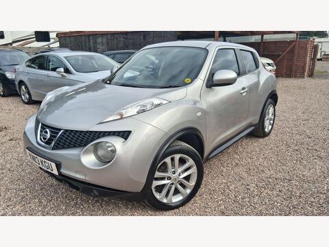 Nissan Juke SUV 1.6 Acenta Euro 5 (s/s) 5dr
