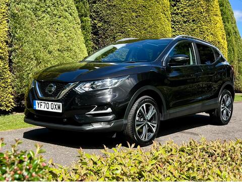 Nissan Qashqai SUV 1.3 DIG-T N-Connecta Euro 6 (s/s) 5dr