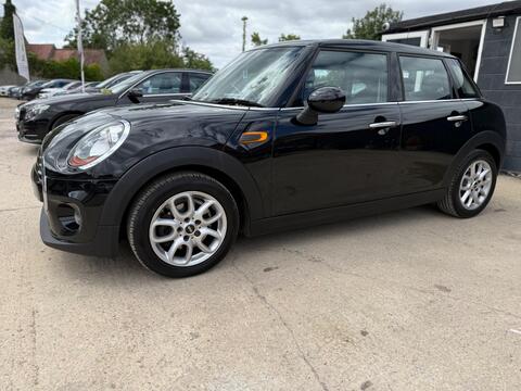 MINI Hatch Hatchback 1.5 Cooper Euro 6 (s/s) 5dr