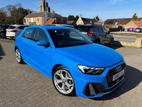 Audi A1 Hatchback 1.5 TFSI 35 S line Sportback Euro 6 (s/s) 5dr