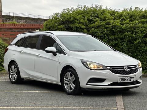 Vauxhall Astra Estate 1.6 CDTi BlueInjection Design Sports Tourer Euro 6 (s/s) 5dr