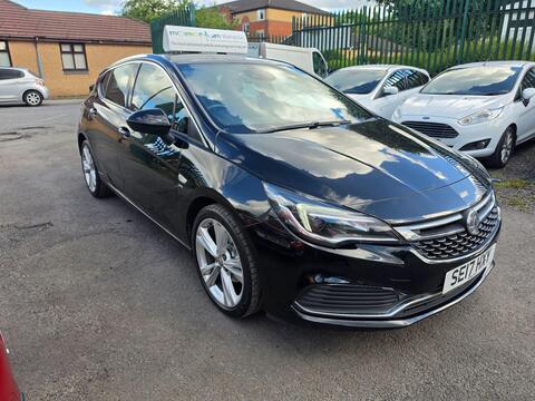 Vauxhall Astra Hatchback 1.6 CDTi ecoTEC BlueInjection SRi VX Line Nav Euro 6 5dr