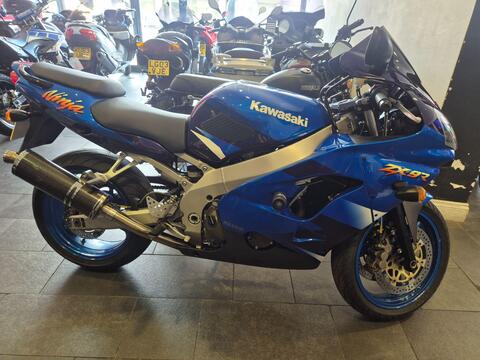 Kawasaki ZX-9R Sports Tourer 900 E1