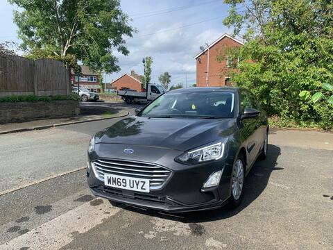 2020 Ford Focus, photograph 3