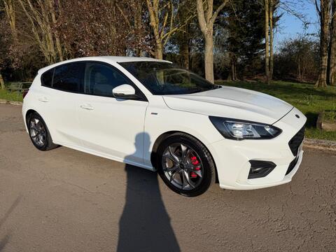 Ford Focus Hatchback 1.0T EcoBoost ST-Line Edition Euro 6 (s/s) 5dr