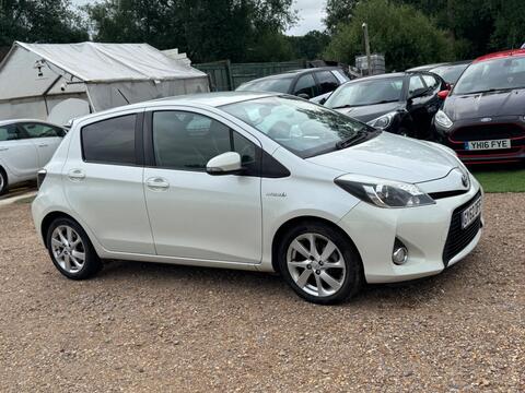 Toyota Yaris Hatchback 1.5 VVT-h T Spirit CVT Euro 5 5dr