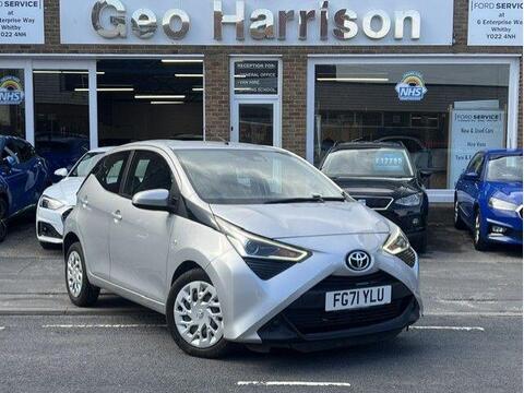 Toyota AYGO Hatchback 1.0 VVT-i x-play Euro 6 (s/s) 5dr