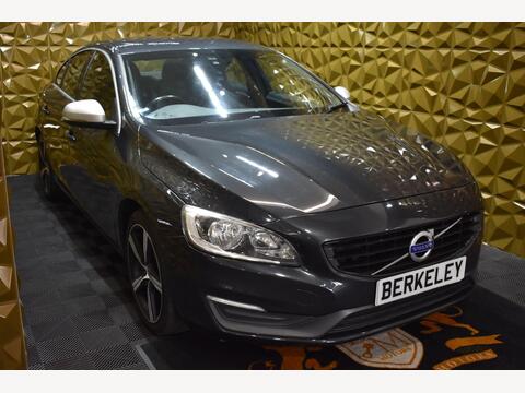Volvo S60 Saloon 2.0 D4 R-Design Nav Auto Euro 6 (s/s) 4dr