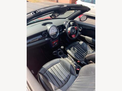 2012 MINI Roadster, photograph 3