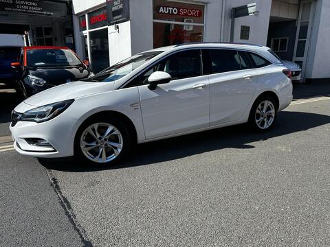 Vauxhall Astra Estate 1.6 CDTi BlueInjection SRi Nav Sports Tourer Euro 6 (s/s) 5dr