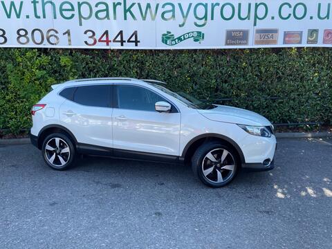 Nissan Qashqai SUV 1.6 dCi N-Connecta XTRON 2WD Euro 6 (s/s) 5dr