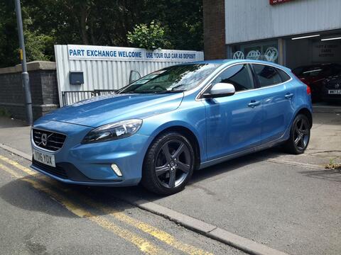 Volvo V40 Hatchback 2.0 D2 R-Design Euro 6 (s/s) 5dr